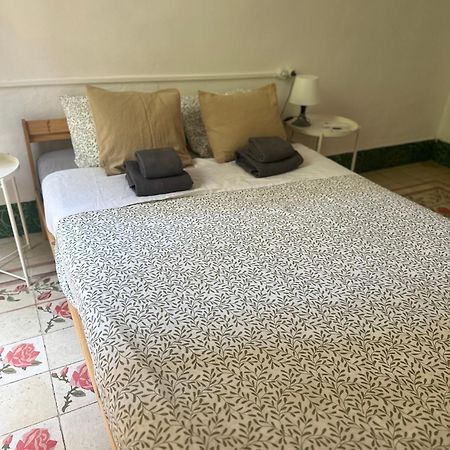 Habitacion Con Bano Privado 1 Cama De Matrimonio บาเลนเซีย ภายนอก รูปภาพ