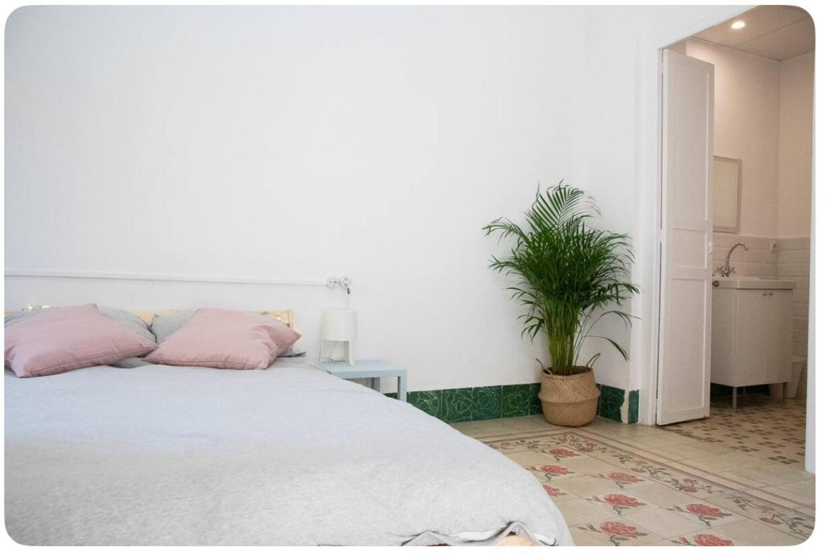 Habitacion Con Bano Privado 1 Cama De Matrimonio บาเลนเซีย ภายนอก รูปภาพ